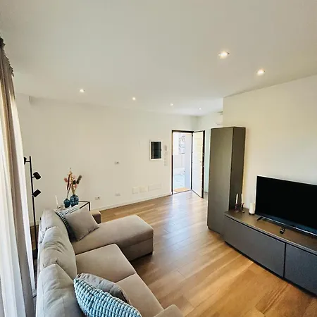 Menotti Attico-flexrent Immobiliare Abissinia *