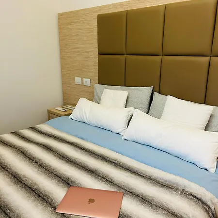 Apartmán Menotti Attico-flexrent Immobiliare Abissinia *