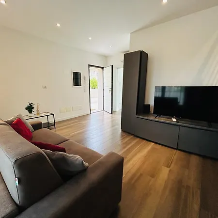 Lejlighed Menotti Attico-flexrent Immobiliare Abissinia