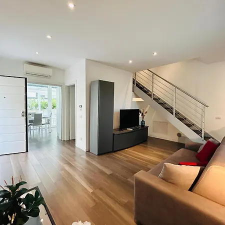 Menotti Attico-flexrent Immobiliare Abissinia Apartmán