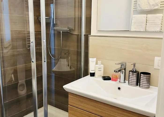 Menotti Attico-flexrent Immobiliare Abissinia דירה