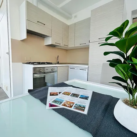 Menotti Attico-flexrent Immobiliare Abissinia *