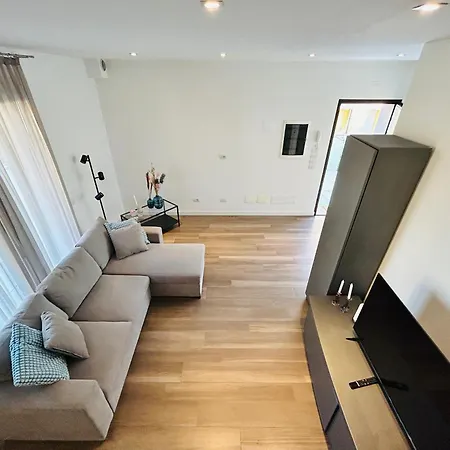 Menotti Attico-flexrent Immobiliare Abissinia