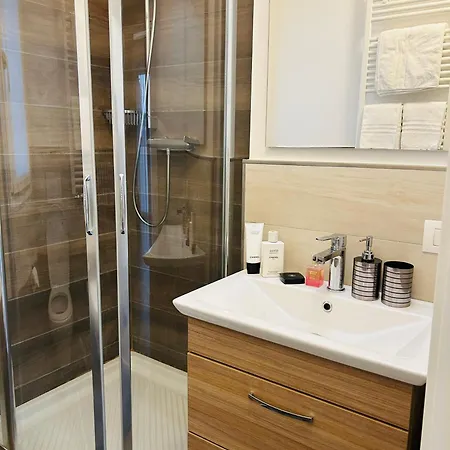 Menotti Attico-flexrent Immobiliare Abissinia Apartamento