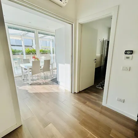 Menotti Attico-flexrent Immobiliare Abissinia 公寓 里乔内