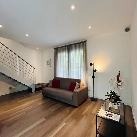 Menotti Attico-flexrent Immobiliare Abissinia Апартаменты *