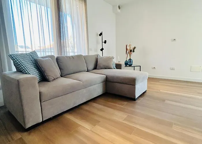 Menotti Attico-flexrent Immobiliare Abissinia 아파트 리치오네