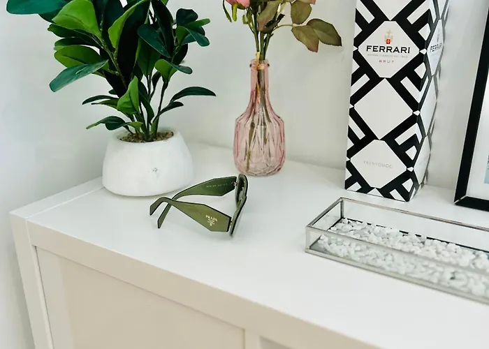 아파트 Menotti Attico-flexrent Immobiliare Abissinia 리치오네